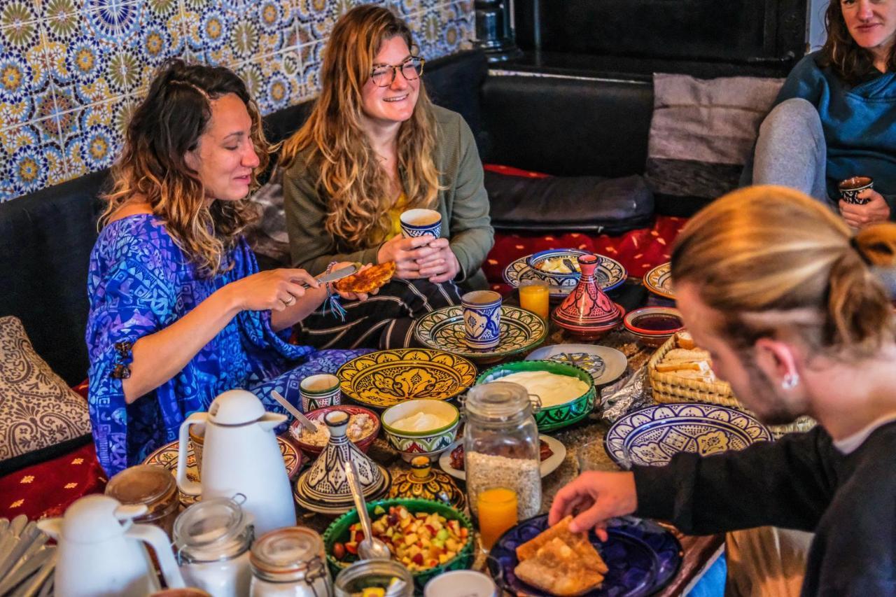 Salt House Morocco - Surf & Yoga Camp Acomodação com café da manhã Tamraght Exterior foto